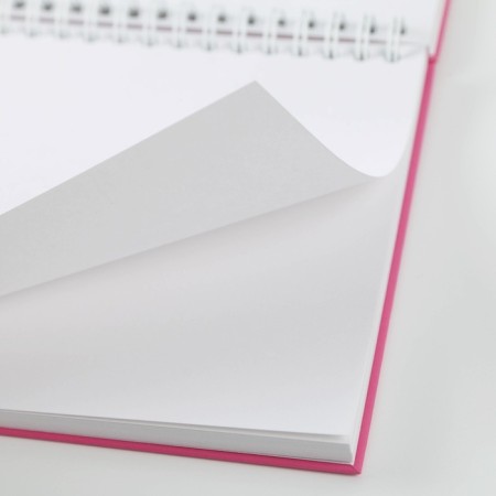 Sketchbook in a solid cover on the crest of Cat A5, 80 l, 100 g/m-3