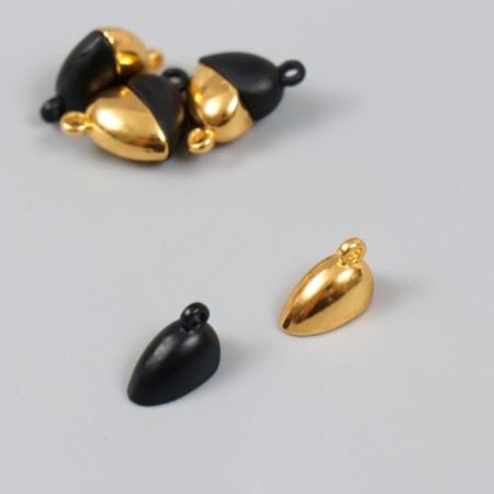 Falling Magnetic Metal "heart" black and gold 2 pcs 1.2x1.2 cm-1