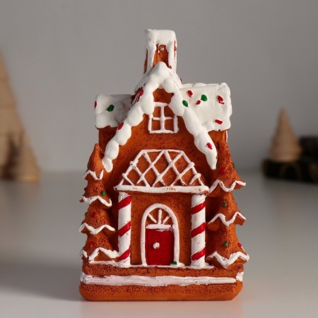 Polystone souvenir "Gingerbread house with a glazed roof" 8x5.5x12.5 cm-1
