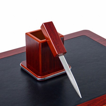 Table 7V1 set (pencil, sub-d/handle, visits, D-009 clock, bookcase, knife chancers, subscu,) 7917777-6