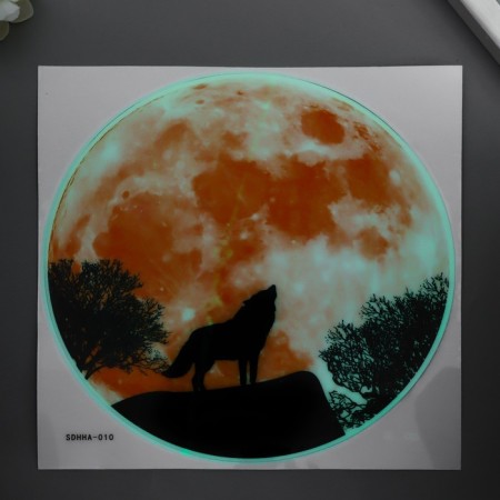 Sticker Plastic Interior phosphorus "Wolf howl against the background of the moon" 20x20.5 cm-2