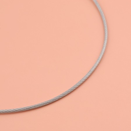 The knitting needles are circular, for knitting, with a metal cable, d = 4.5 mm, 14/80 cm-2