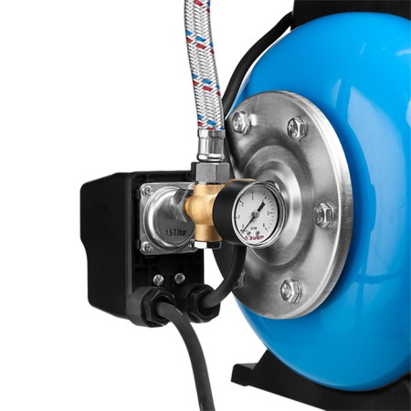 Pumping station "Zubr" master M3, automatic, 1200 W, 63 l/min, pressure 46m, tank 20 l, cast iron-2