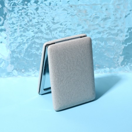 Folding mirror (2) b/deduced metallic 6.3*8.7*1.8 cm to leatherette/metal silver package QF-3