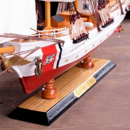 The ship souvenir "conductor", 3 masts, white side, black stand, white sails-2
