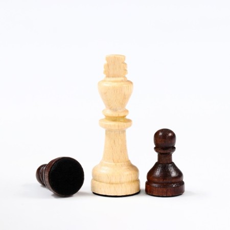 Chess Polish wooden large Madon, with three players, 35 x 35 cm, King H-6 cm-8