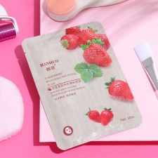 Fabric face mask with strawberries, moisturizing