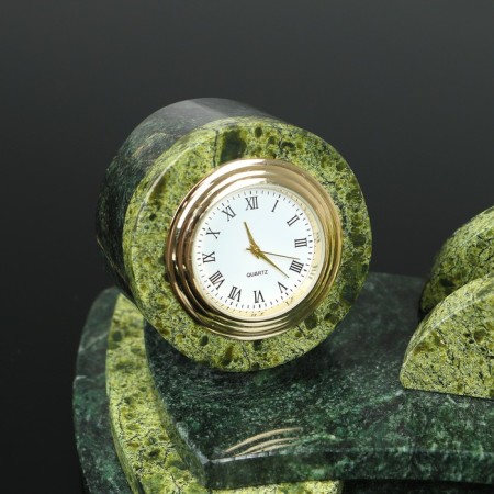 Set of a desktop with a clock, 25x13x10 cm, coil-2