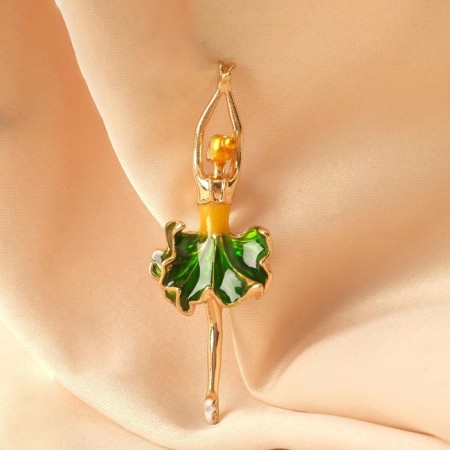Brooch "Ballerin" dancing, yellow-green color in gold-2