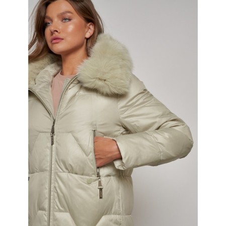 Coat insulated winter female, size 56, the color is light green-7