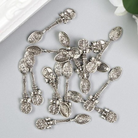 Souvenir wallet metal "A spoon-hareman. Ruble" 3x0.8 cm-2