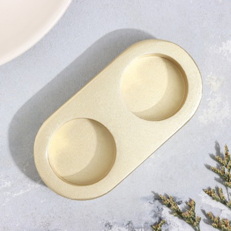 Gypsum Climber from gypsum for two candles oval, 12x6x3cm, gold-2