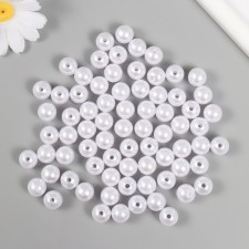 A set of beads 