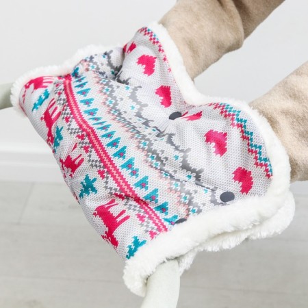 Hand clutch, knitted pink color