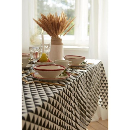 Groundpress "Triangles" 145x145 ± 3cm, 100%PE, Rogozhka 130 g/m-8