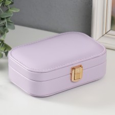 Casket to the leatherette for jewelry 