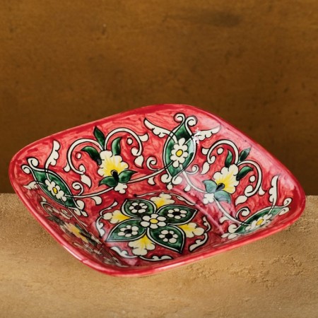 Salennik Rishtan ceramics "Flowers", 17 cm, red