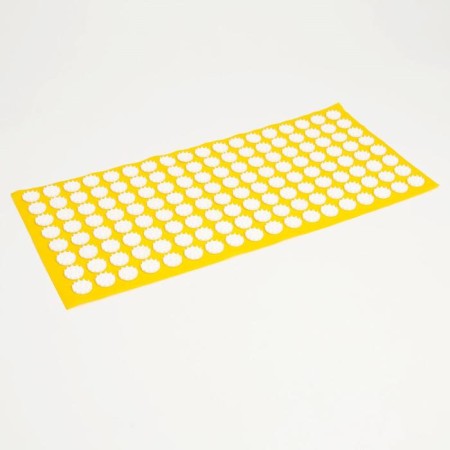 Kuznetsov applicator, 144 thorns, spanbond, yellow, 26 x 56 cm.