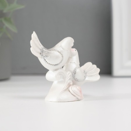 Polystone souvenir "Two pigeons" on a stand, mix 6.3x5x2.5 cm-1