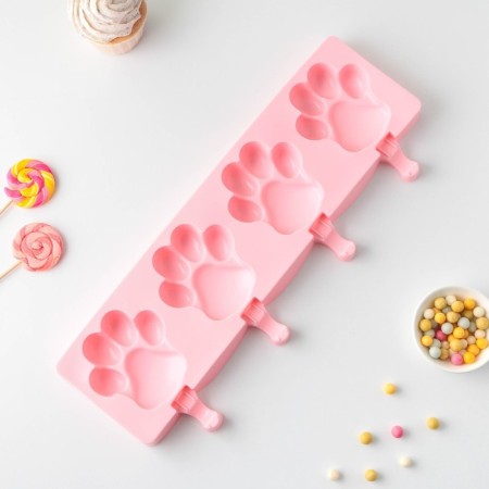 Form for ice cream "Paws", silicone, 26 × 14 cm, 4 cells (8.5 × 8.5 cm), color mix