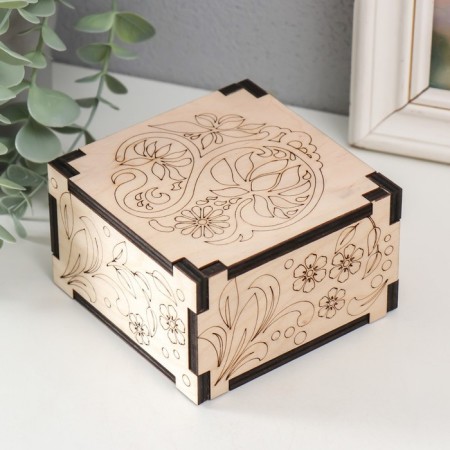 Casket for painting "monogram" 10x10x6 cm, plywood 6mm-2