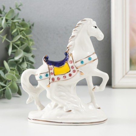 Souvenir Ceramics "Horse with Popona" Rhil-3