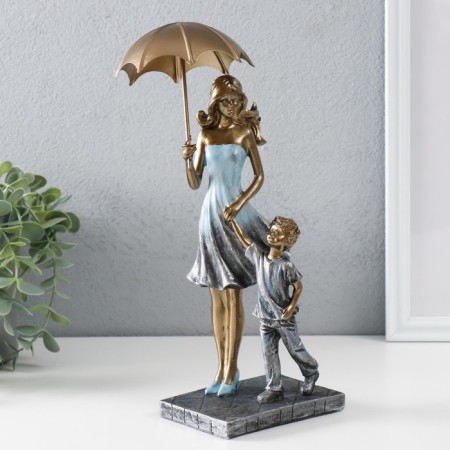 Souvenir Polystone "Mom with her son on a walk under the umbrella" Blue 28x11x8 cm