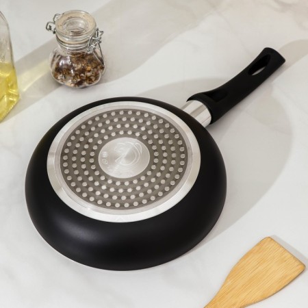 Field frying pan Basic, D = 20 cm, plastic handle, anti -stick coating, induction, black color-2