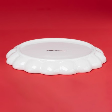 Book of New Year's share "Park of attractions", d = 20 cm, ceramics, white color-2