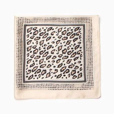 Women's scarf minku 70*70 cm, milk-2