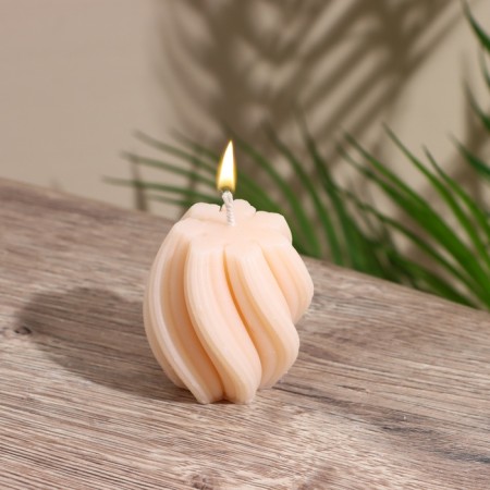 Candle "wavy lines" 5x5x6 cm, soy wax mix-1