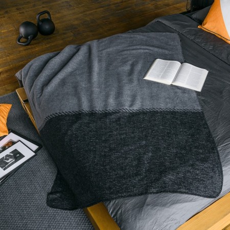 Don`t Cross blanket, size 130x170 cm
