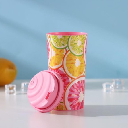 A glass with a lid is plastic "citrus", 470 ml-1