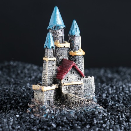 Decor for the Aquarium "Castle" Small, 7.5 x 6 x 10 cm