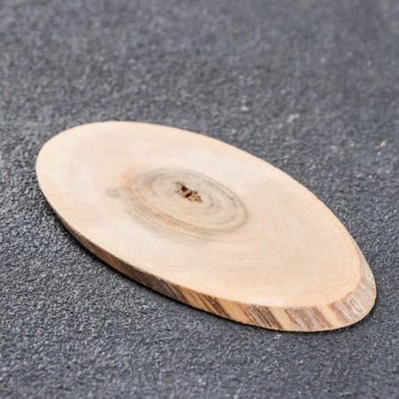 Saw a tree "walnut", oval, d = 4-12cm, h = 3.5 mm