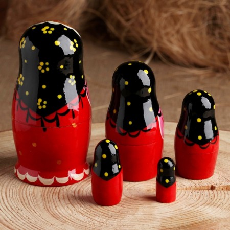 Nesting doll "Russians", black scarf, 5 puppet-1