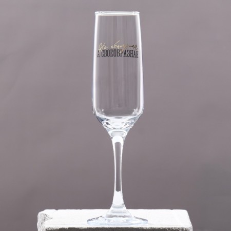 A glass of champagne "peculiar" 210 ml, in an individual box-2