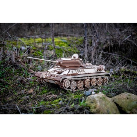 The prefabricated model "Tank T-34-85 Mechanical"-2