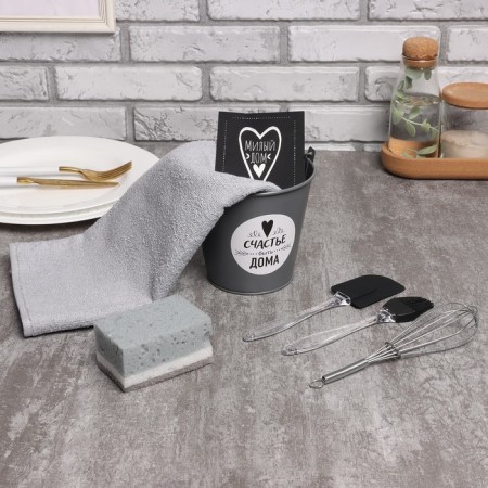 Set Gift "House": a bucket, towel 35x60, blade, brush, corolla, sponge-1