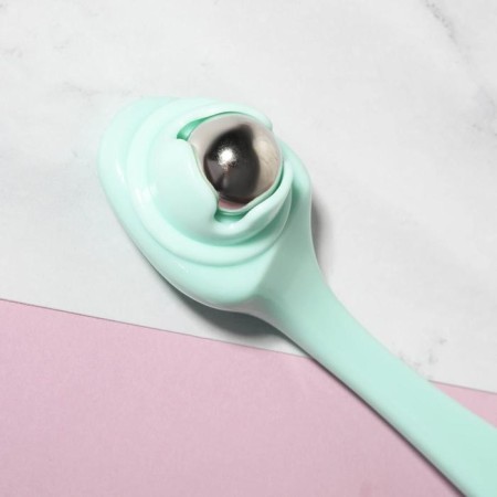 Roller massage for the skin around the eyes "The art of being amazing"-2