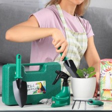 A set of tools for the gardener 