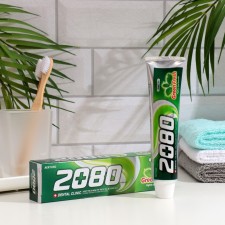 Зубная паста Dental Clinic 2080 Зеленый чай, 120г