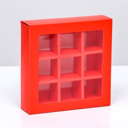 Cardboard box with a shell under 9 sweets, 13.8 x 13.8 x 3.8 cm, cellulose, scarlet