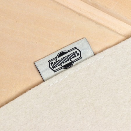 Bath mat "Classic" felt white 47x38 cm-1