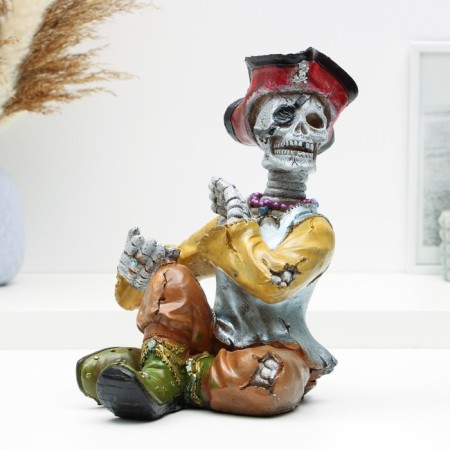 Stand for the bottle "Pirate Captain Hook" 15x24x28cm