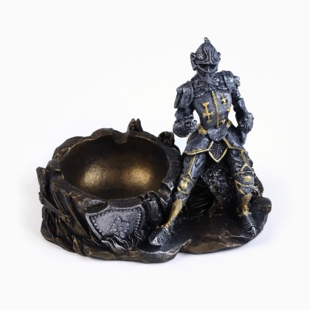 An ashtray "Knight-crossbreak", 11x8.3x12.5 cm-3