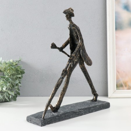 Polystone souvenir "A man with an umbrella. On a date" for metal 31.7x12x34.4 cm-5