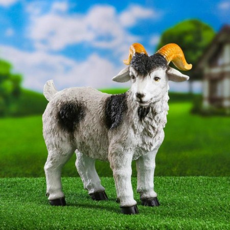 Garden figure "Alpine goat" 40x40cm