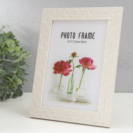 Photo frame plastic 13x18 cm "Rombs. Texture of the tree" White 21.5x16.5 cm-1