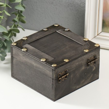 Casket wood "with corners and rivets. Duke" 11.3x11.5x6.8 cm-3